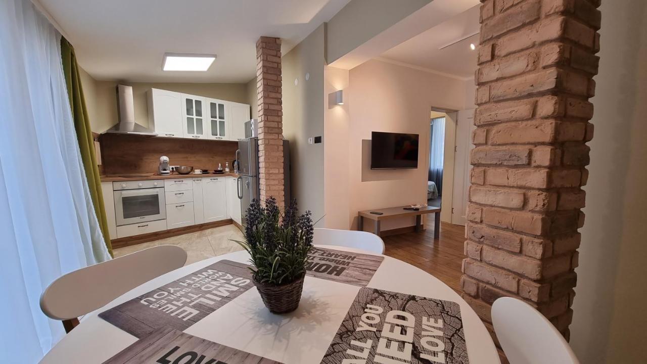 Old Town City Center Apartment ルセ エクステリア 写真